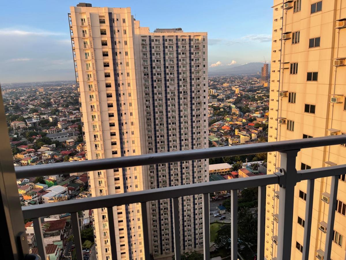 Relaxing City View Aparthotel Manila Exterior foto